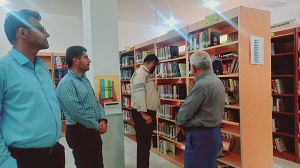 بازدید شهردار و شورا از کتابخانه